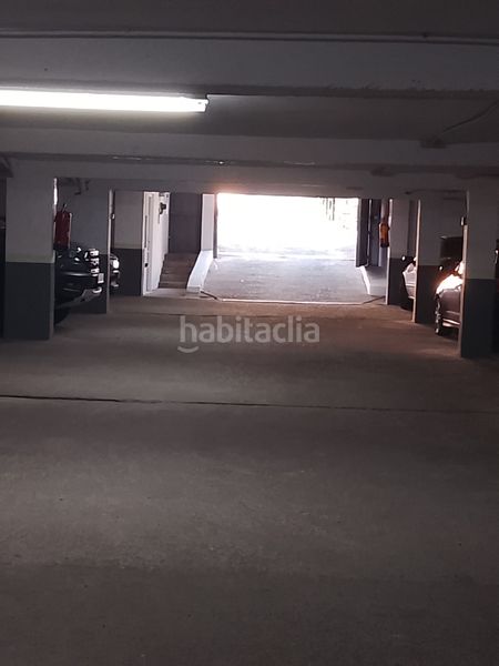 Foto 91ca4d63-1baf-4156-bf1b-85f3745568cc. Aparcament cotxe a Candeleda