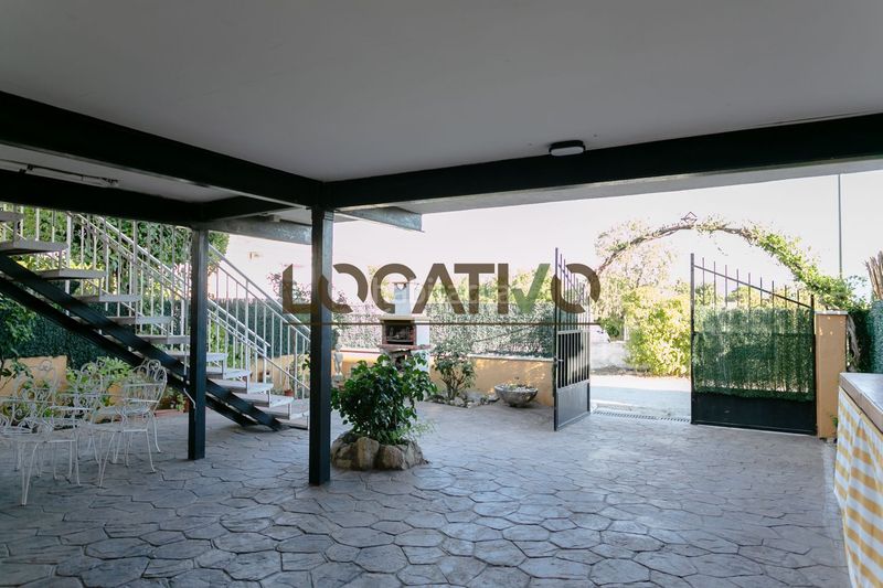 Foto b856c3f2-5a8b-45c2-aed0-4f1263518717. Casa amb calefacció aparcament piscina a Sotillo de la Adrada