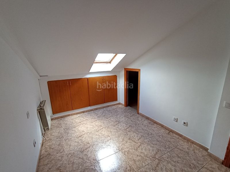 Foto aacf0f6b-62ea-46bb-8a99-a68c63f12169. Dúplex amb calefacció a Casco Antiguo Galapagar