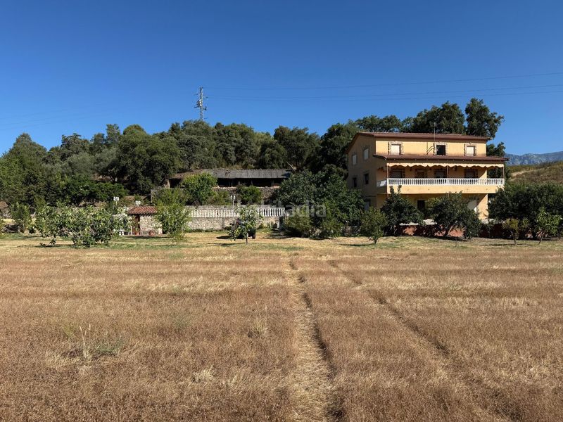 Foto 0f0da98d-ebbe-4791-8ae7-8ef52fdaed59. Finca rústica a Candeleda