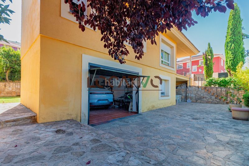 Foto 0b9dbad0-e507-4b97-8efb-32b8a9ffa21b. Casa amb calefacció piscina a Robledo de Chavela