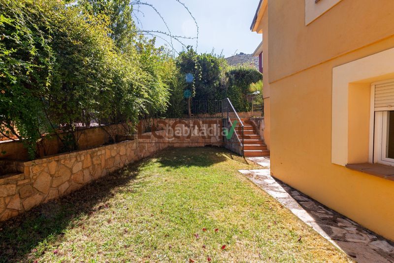 Foto 1c8d51b5-0a9d-4178-a711-ba3731ffa5e6. Casa amb calefacció piscina a Robledo de Chavela