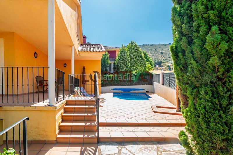 Foto 3df30281-26c9-42b7-a0b7-b115e4e65c59. Casa amb calefacció piscina a Robledo de Chavela