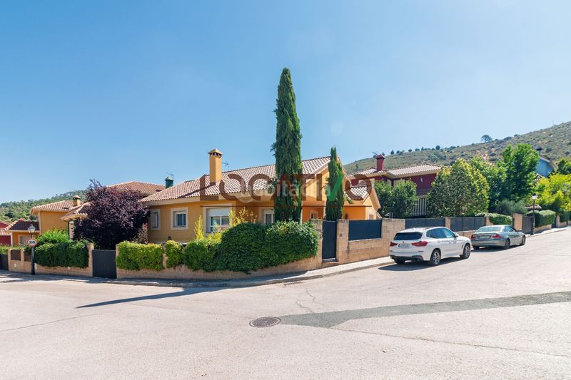 Foto 5b049c84-6602-4858-b1c5-3907666756c1. Casa amb calefacció piscina a Robledo de Chavela