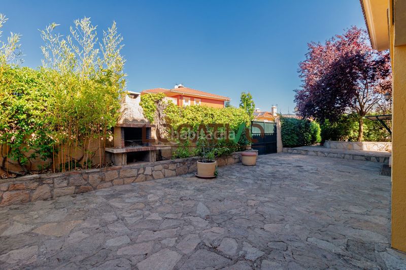 Foto a1b57df6-7342-4674-bbdf-dd9a6f218e57. Casa amb calefacció piscina a Robledo de Chavela
