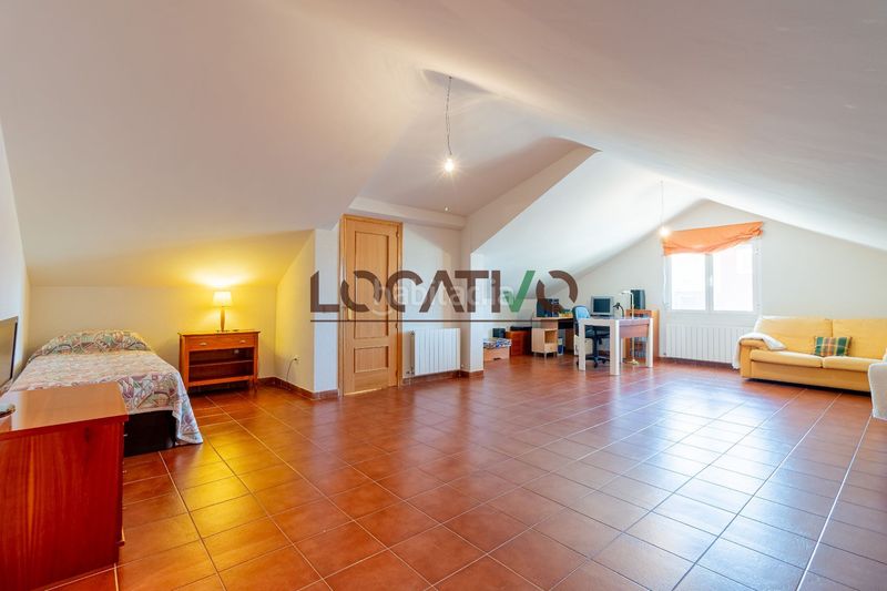 Foto cd7d1587-b87f-458e-bba8-3d859ee3da90. Casa amb calefacció piscina a Robledo de Chavela