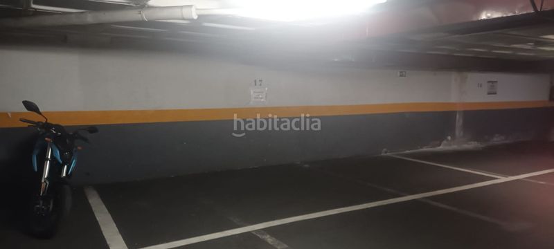 Foto 06383900-e6d4-4c65-a500-98c0825aa432. Aparcament cotxe a Estrella Madrid