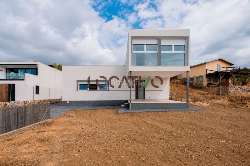 Foto ae983015-ee51-424e-a15d-83bf216bf05c. Casa amb calefacció aparcament a Robledo de Chavela