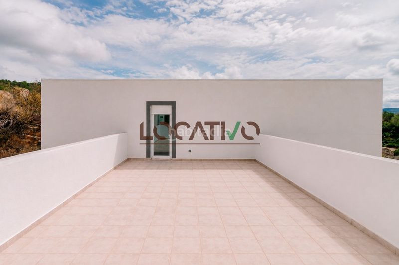 Foto cb45e0cb-a434-4cb5-9441-1c120271ffb8. Casa amb calefacció aparcament a Robledo de Chavela
