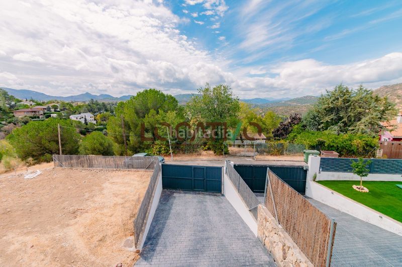Foto d5a814e2-be2f-40bb-90aa-b66e2c5b6529. Casa amb calefacció aparcament a Robledo de Chavela