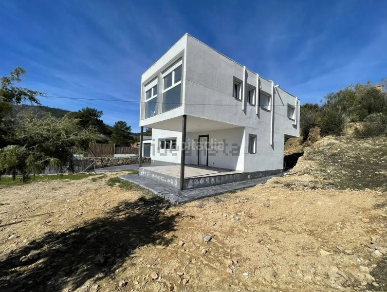 Foto dd7a18bc-fd8f-43de-aea0-0d68d26bc528. Casa amb calefacció aparcament a Robledo de Chavela