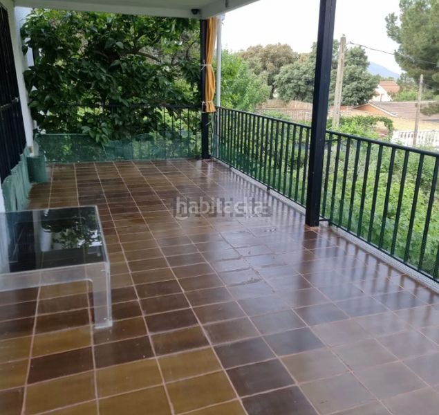 Foto b0bf1680-3686-4b04-b16b-92dd8293d75f. Casa amb calefacció piscina a Robledo de Chavela
