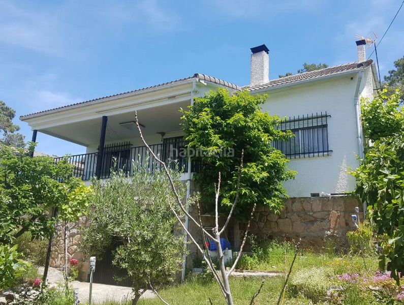 Foto f7fa3e14-facf-4d67-8485-cc48df8adcec. Casa amb calefacció piscina a Robledo de Chavela