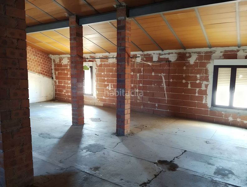 Foto c9d90bd4-085f-4e94-98a0-ab3b9f0d2661. Casa a Arenas de San Pedro