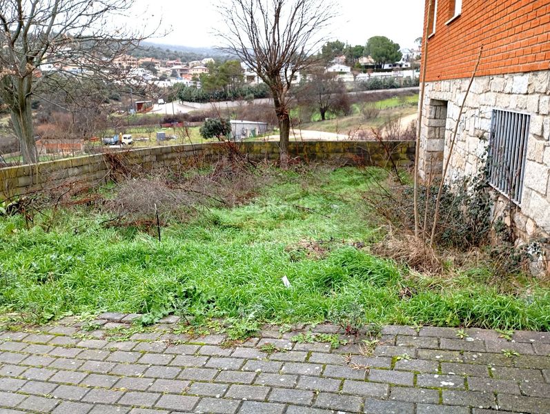 Foto 4ac1eacd-7d8a-4093-9d0d-0d798666825f. Casa a Robledo de Chavela