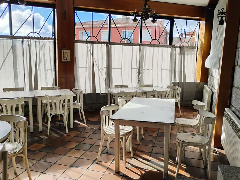 Foto c9bb9007-59b1-4757-824a-2820709f25e3. Location local commercial dans Fresnedillas de la Oliva