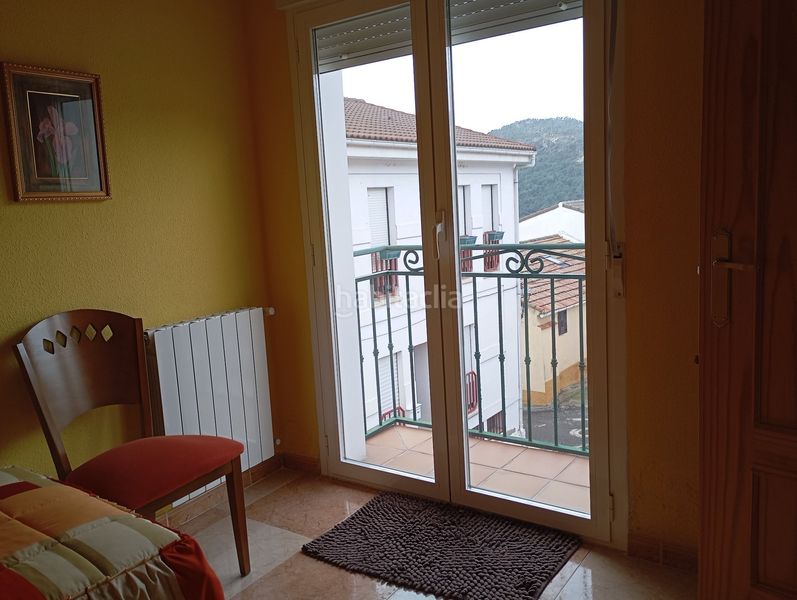 Foto 4411a7e7-e52a-4b9c-a204-c9ae7a00318b. Casa amb calefacció a Valdemaqueda