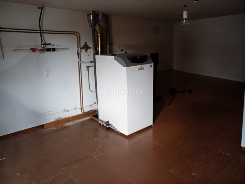 Foto d810f026-f6d4-4b48-b5d4-8716b5c80a4c. Maison avec chauffage dans Valdemaqueda