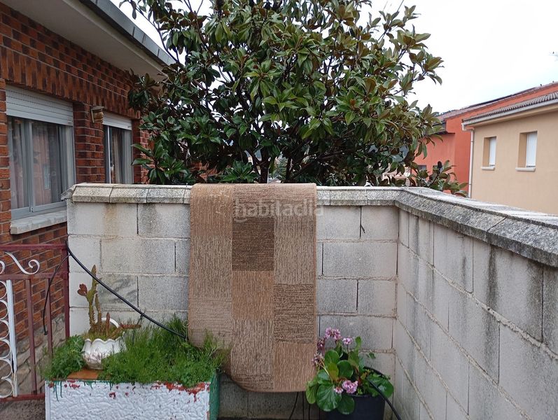 Foto 1de963ae-14d8-4f02-88be-ec0f3ced3a5a. Casa a schiera con riscaldamento parcheggio in Robledo de Chavela