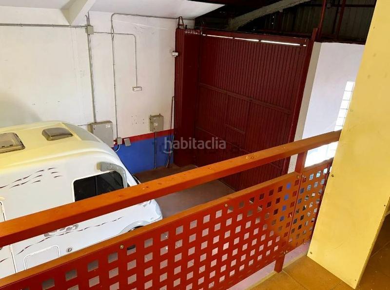 Foto d1b3b30e-6a0a-4133-ad06-c27c0f4f8455. Nave industrial en Chapinería