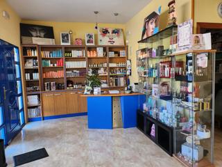 Local commercial à Valdemaqueda. Vende con nosotros desde solo el 1,9 !