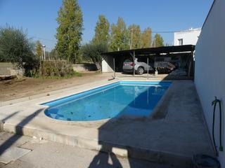 Xalet a Barenys. Chalet individual en salou. distribuida en 2 pisos. piscina prop