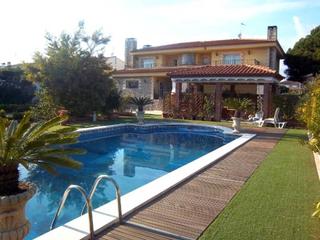 Xalet a Vilafortuny. Chalet individual 5 hab. en vilafortuny. parcela 1.500 m2. pisci