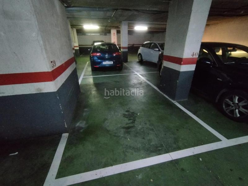 Foto 1154bba3-6ebb-4e77-bb71-eda1bfe20636. Parking coche parking centro . en Barenys Salou
