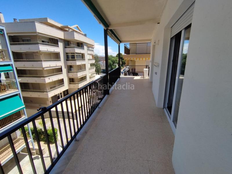 Foto f57f6f8a-ff0a-4249-807d-5634693f918a. Piso  2 linea de mar en Platja de Ponent Salou
