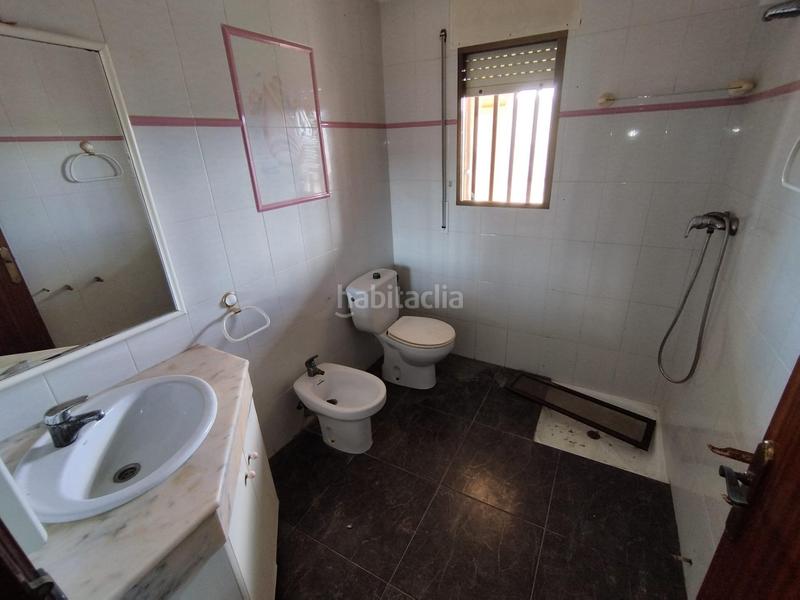 Foto 9cc10820-3f5a-432b-8458-ce86f8b17053. Chalet  individual en laldea oportunidad única por 129.000 en Aldea (L´)