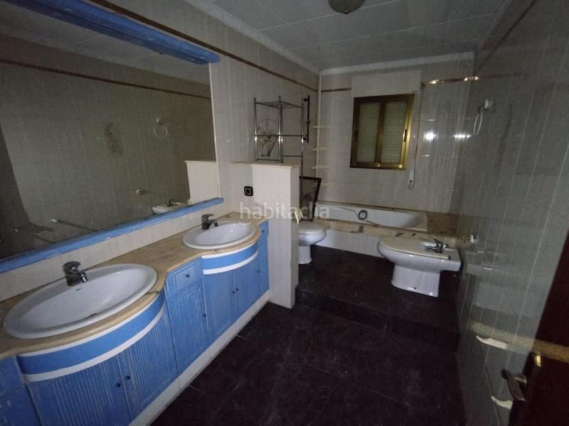 Foto f2dca8ad-7e33-4f12-96b6-11f9a2eca1d0. Chalet  individual en laldea oportunidad única por 129.000 en Aldea (L´)