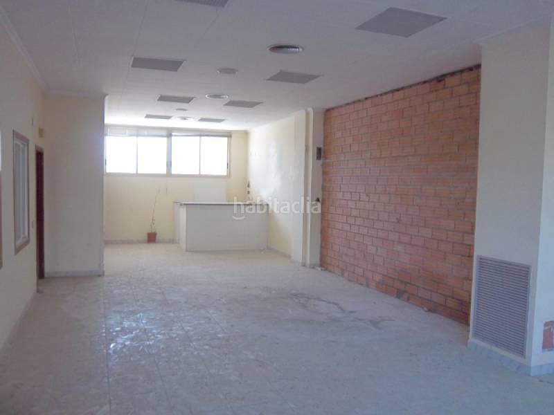 Foto 2c8e1ae1-3fdc-49b5-a1a3-0b22fb0e868e. Locale commerciale in Barenys Salou