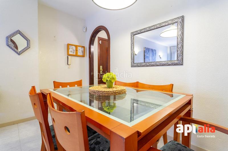 Foto 01b974e3-1cbb-46d8-8aaa-ab694e68c5ee. Planta baja bajos con jardin en paseo miramar primera linea. en Salou