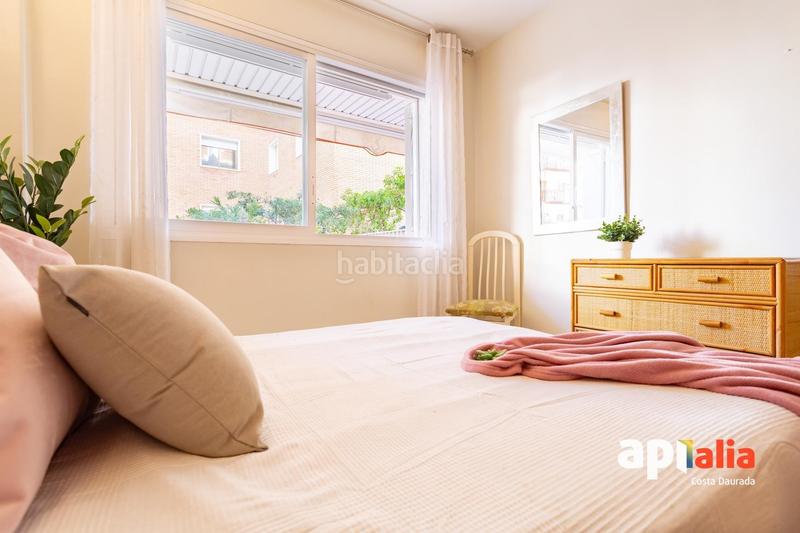 Foto 53efd421-ac9e-4eb6-a997-8d9cf8662992. Planta baja bajos con jardin en paseo miramar primera linea. en Salou