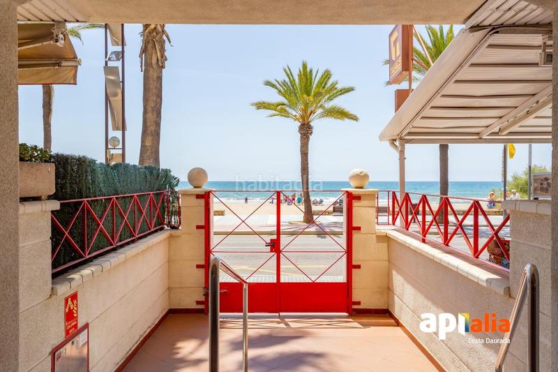 Foto d646ce1e-3c93-4a96-9a93-57cfea52b1ab. Planta baja bajos con jardin en paseo miramar primera linea. en Salou