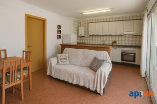 Pis  Calle barcelona. Piso en venta en el centro de salou
