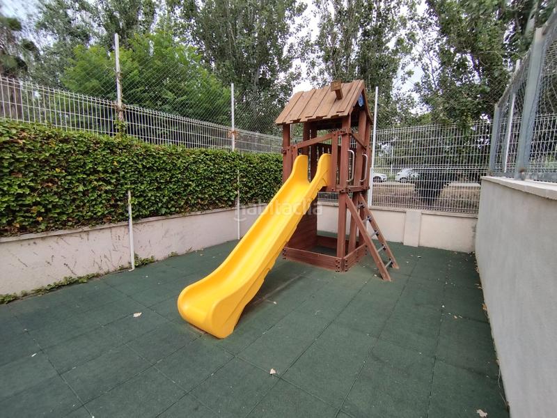 Foto e7ffe199-825a-4411-8afd-cc57591c10bd. Appartamento con piscina in Plaça Europa - Port Aventura Salou