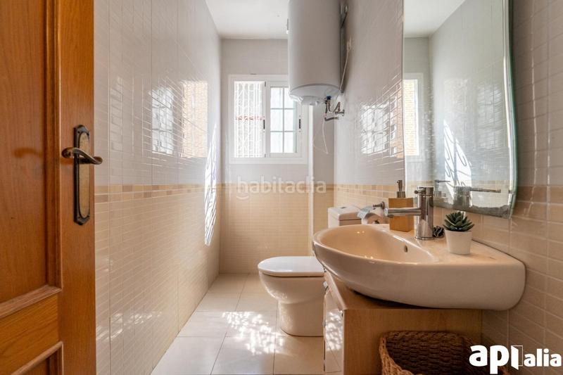 Foto 48575060-bdf4-4577-994f-93c0ff42c5dc. Chalet con parcheggio in Covamar Salou