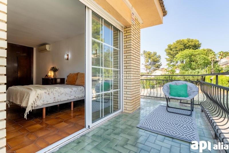 Foto 9c0f16fc-5e9b-432d-aecd-c29aa85399a7. Chalet con parcheggio in Covamar Salou