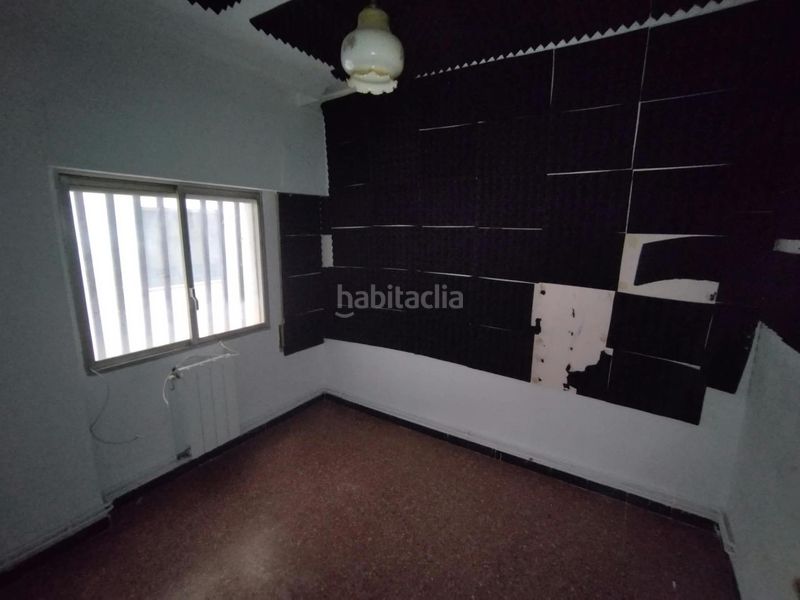 Foto f25dba8f-bb16-4a68-ae94-ffb44118551f. Pis amb aparcament a Centre Salou