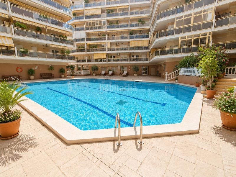 Foto b5417a32-d9aa-4b9b-9740-c89d3b9d6b3d. Àtic amb piscina a Centre Salou