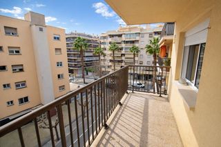 Rent Flat in Centre