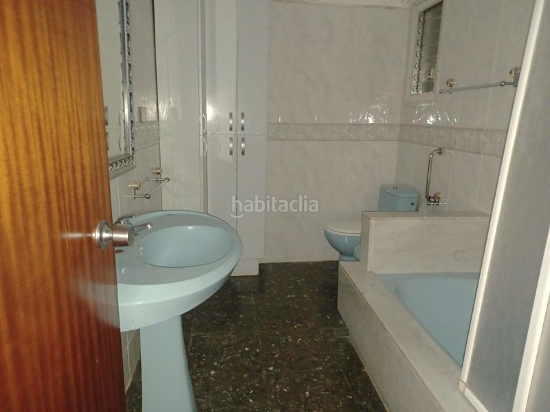 Foto 028325e4-8d98-42b4-be5d-973ec1d0d956. Casa amb aparcament a Botarell