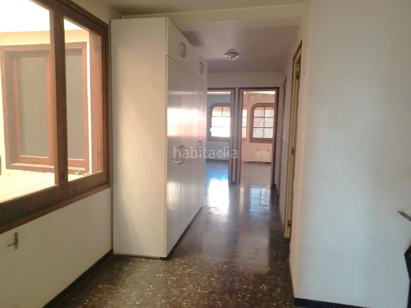 Foto 2f776681-74ef-46e8-8b43-ffda9fe6912e. Casa amb aparcament a Botarell