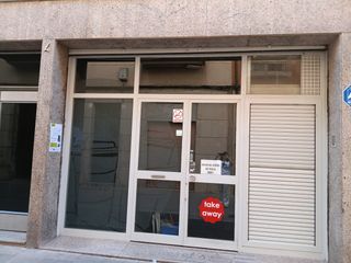 Traspaso Local Comercial en Carrer d'alonso martínez 4. Trapas de bar take away en funcionament al centre de tàrrega