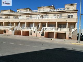 Casa a schiera in Formentera del Segura. Adosado con garaje