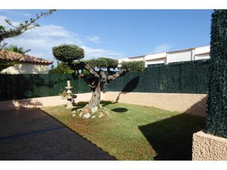 Chalet à Las Atalayas-Urmi-Cerro Mar. Magnifico chalet en venta en peñíscola