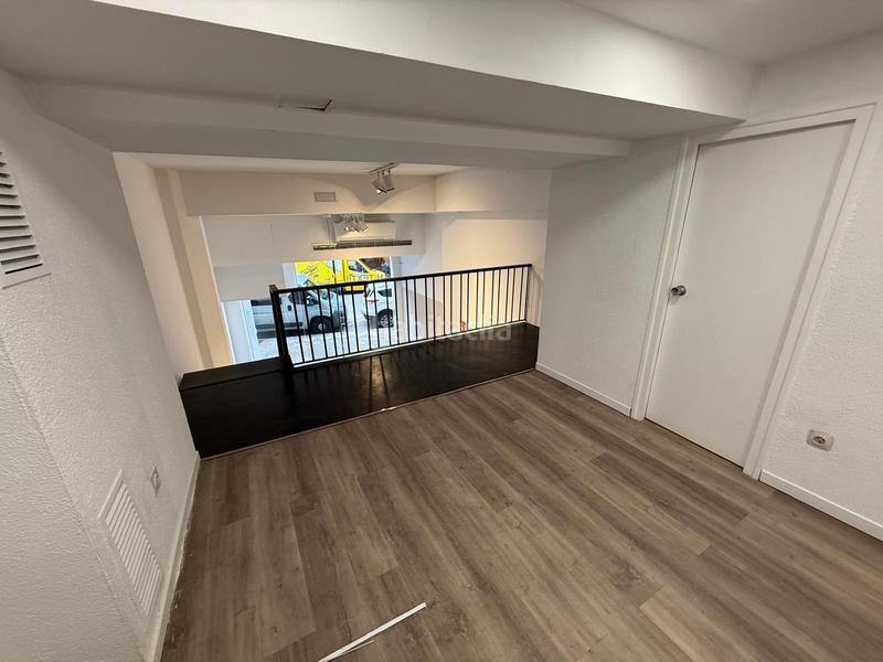 Foto d4237d2f-85b9-42fe-a608-fdebc81b62b3. Lloguer local comercial a Centre-Barri Vell Girona