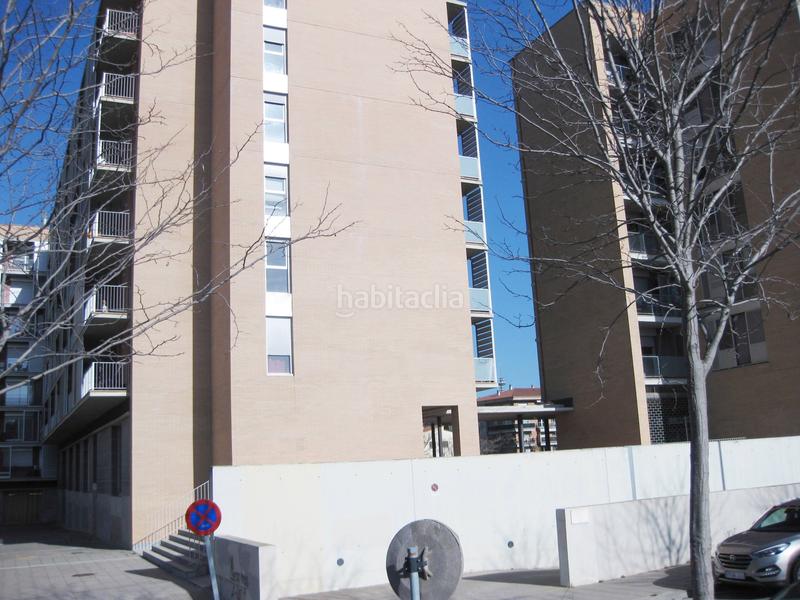 Foto 94efd4e5-1135-4735-8b93-7471db0f5197. Location parking voiture dans Eixample Sud-Migdia Girona