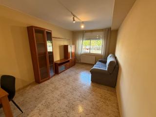 Miete Etagenwohnung  Riu guell